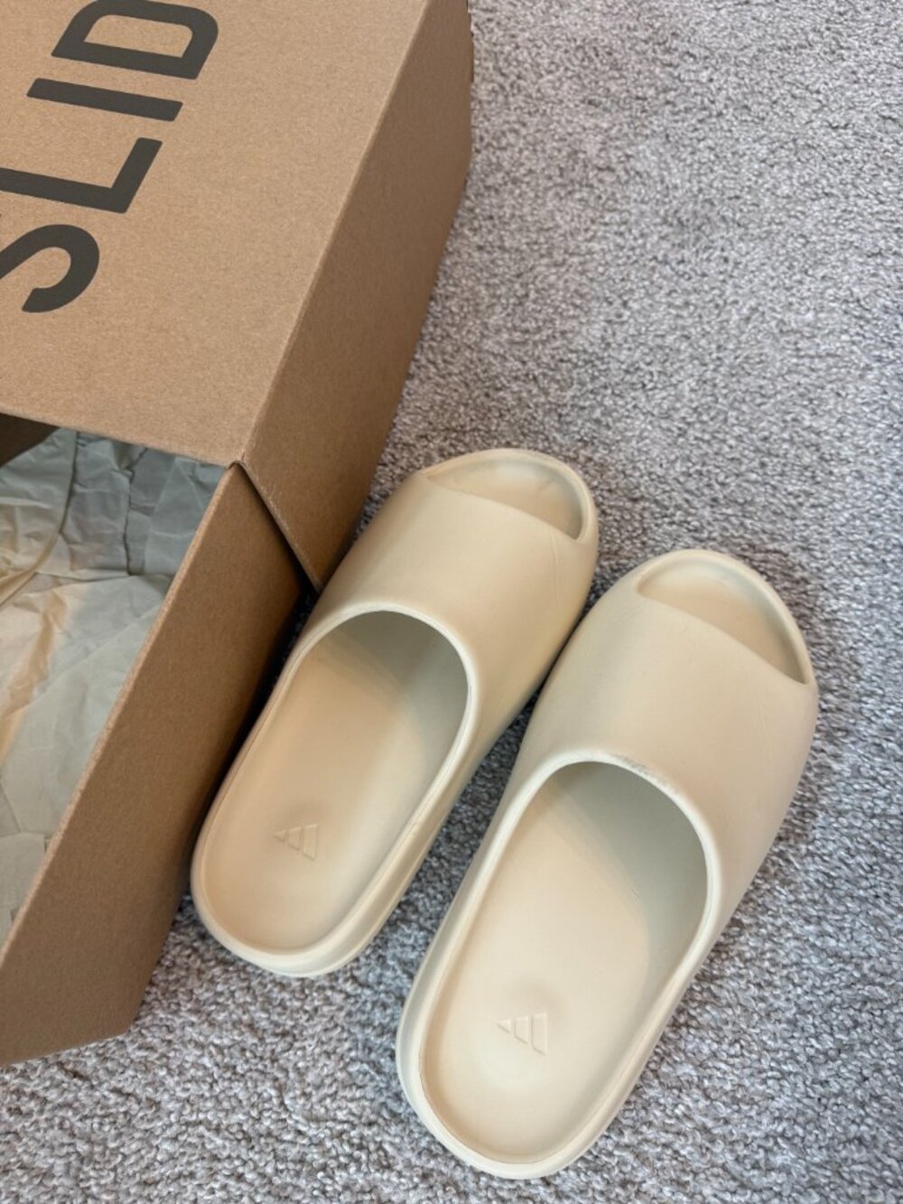 adidas-Yeezy Slide 'Bone'  Euro Size: 39